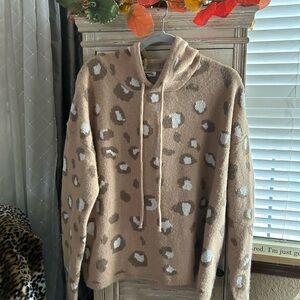 Newbury Kustom Hoodie Leopard Print Sweater